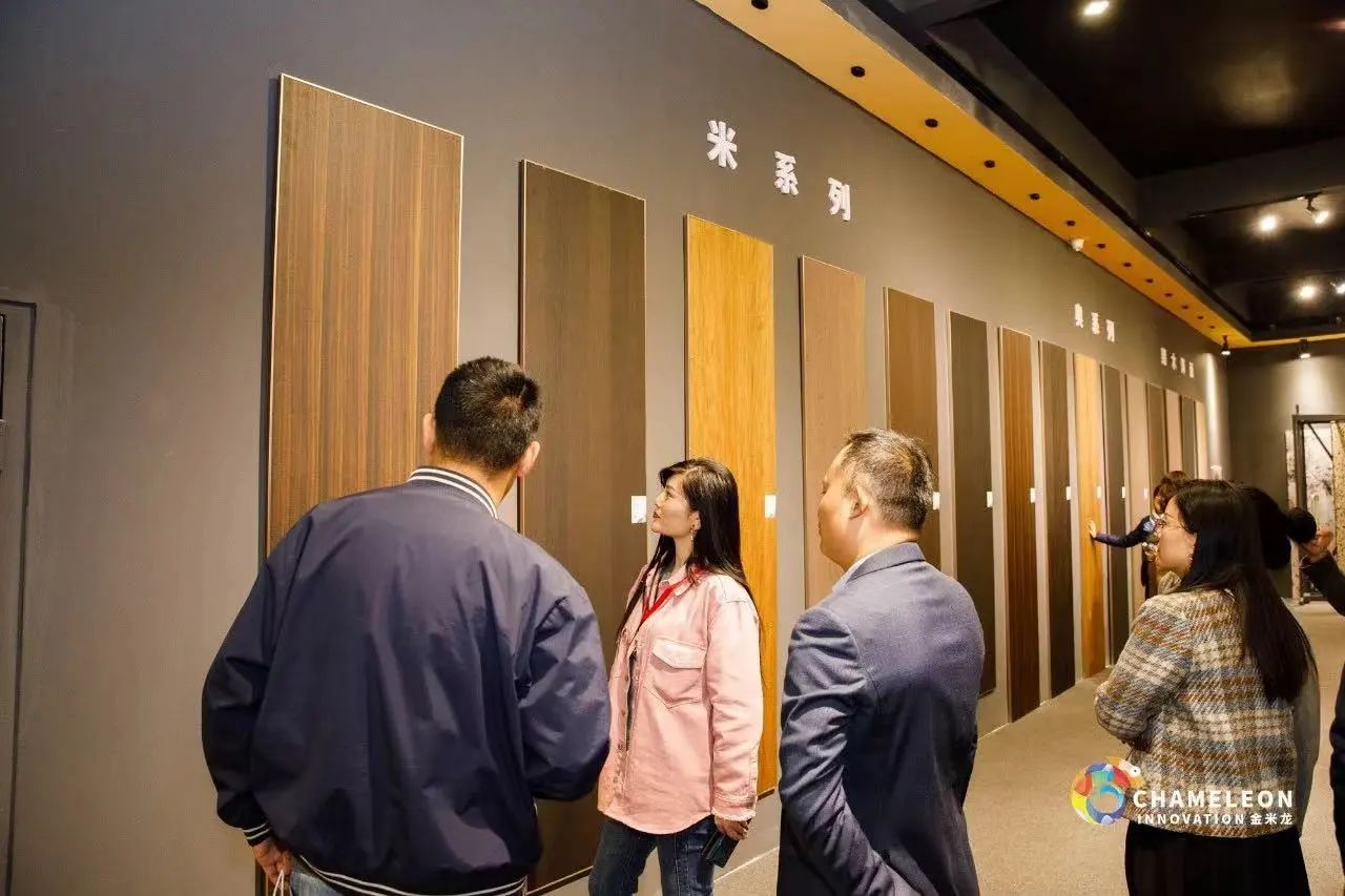 主办通知2025上海装饰板材展【时间+地点】